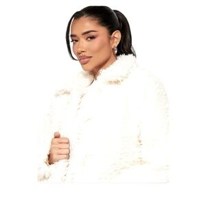 Fashion Nova Cream Teddy Sherpa Puffer Jacket Size S Cozy Plush
